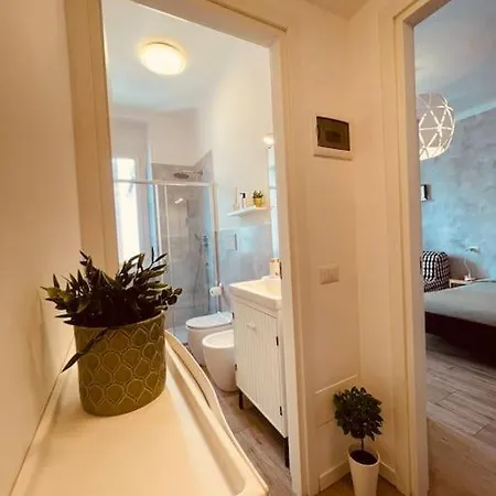 Apartment Ama Piazza Insubria 8