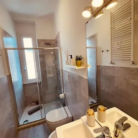 Apartment Ama Piazza Insubria 8 Milan