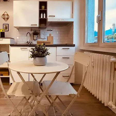 Apartment Ama Piazza Insubria 8 Milan