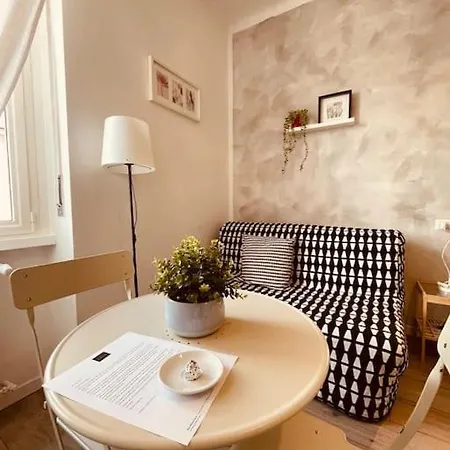 Ama Piazza Insubria 8 Apartment Milan